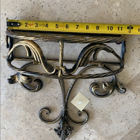 Metal Shelf - Picture 5 of 6